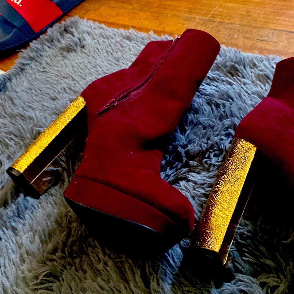 Burgundy Platform